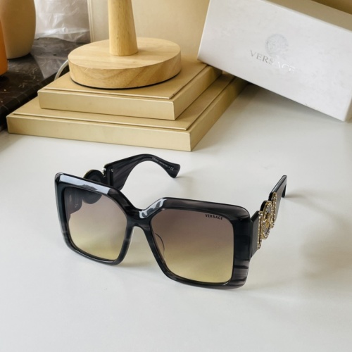 Versace AAA Quality Sunglasses #998208