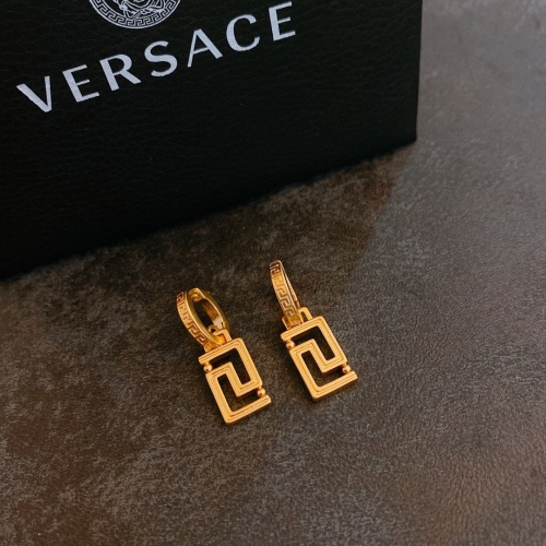 Versace Earrings For Women #998316