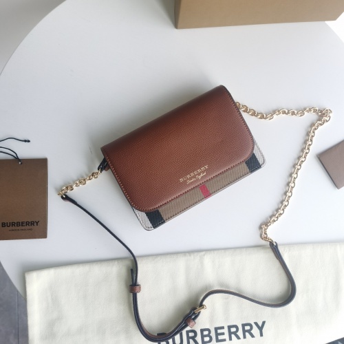 Burberry AAA Quality Messenger Bags For Women #999366