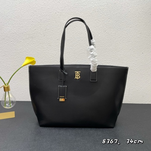 Burberry AAA Quality Tote-Handbags For Women #999386