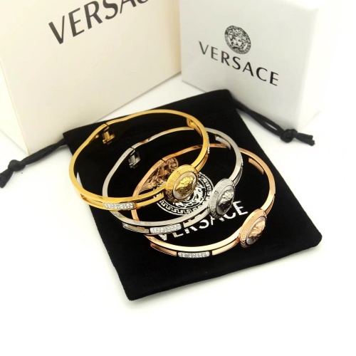 Replica Versace Bracelet #999614 $27.00 USD for Wholesale