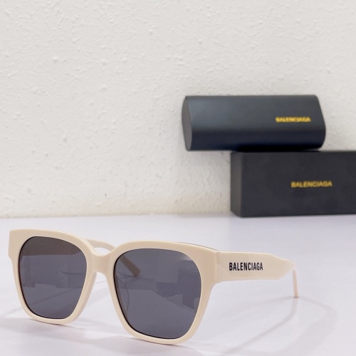 Balenciaga AAA Quality Sunglasses #999956