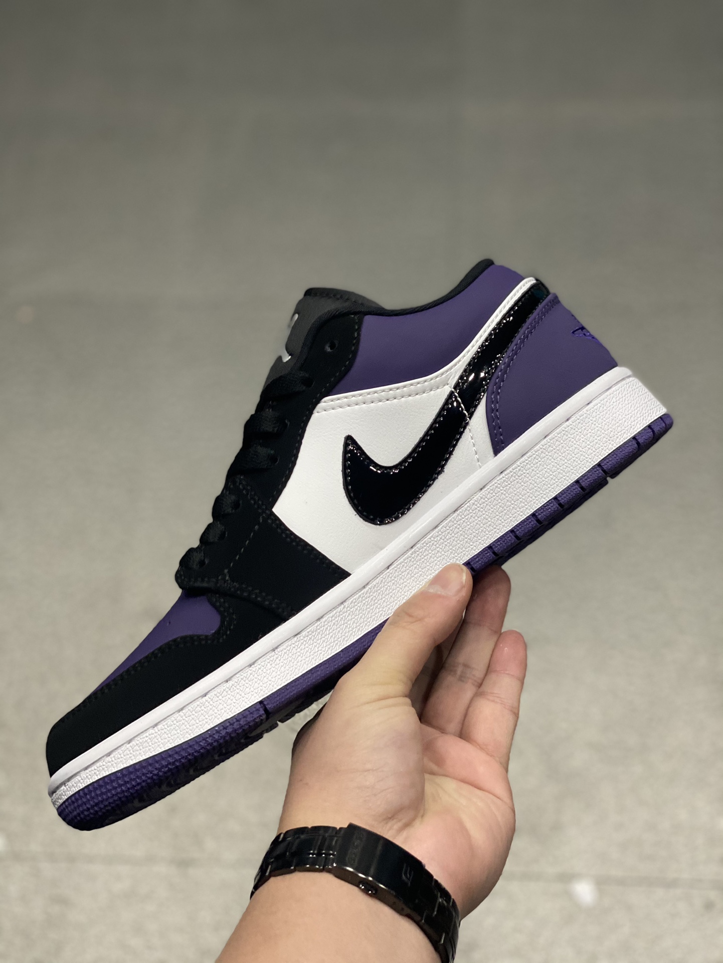 aj1s low