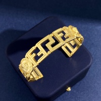 $32.00 USD Versace Bracelet #1000260
