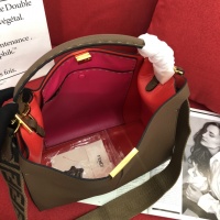 $122.00 USD Fendi AAA Quality Messenger Bags For Women #1000326