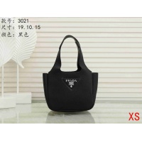 $32.00 USD Prada Handbags For Women #1000413