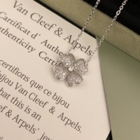 $29.00 USD Van Cleef & Arpels Necklaces For Women #1001034