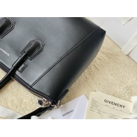 $240.00 USD Givenchy AAA Quality Handbags For Women #1001624