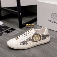 $72.00 USD Versace Casual Shoes For Men #1002380