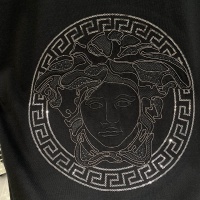 $64.00 USD Versace T-Shirts Short Sleeved For Unisex #1002443