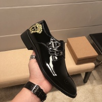 $88.00 USD Versace Leather Shoes For Men #1003362