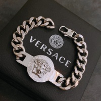 $45.00 USD Versace Bracelet #1003842