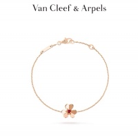 $38.00 USD Van Cleef & Arpels Bracelet For Women #1004291