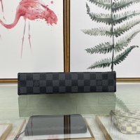 $80.00 USD Louis Vuitton AAA Man Wallets #1006328