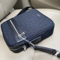$98.00 USD Christian Dior AAA Man Messenger Bags #996351