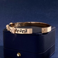 $27.00 USD Versace Bracelet #996406