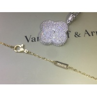 $32.00 USD Van Cleef & Arpels Necklaces For Women #996452