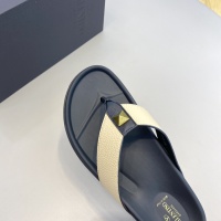 $64.00 USD Valentino Slippers For Men #996861