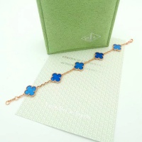 $36.00 USD Van Cleef & Arpels Bracelet For Women #997395