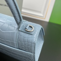 $172.00 USD Balenciaga AAA Quality Messenger Bags For Women #997556