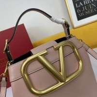 $100.00 USD Valentino AAA Quality Messenger Bags For Women #997569