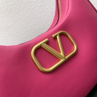 $108.00 USD Valentino AAA Quality Messenger Bags For Women #997586