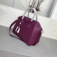 $172.00 USD Givenchy AAA Quality Handbags For Women #997663