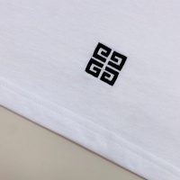 $40.00 USD Givenchy T-Shirts Short Sleeved For Unisex #998589