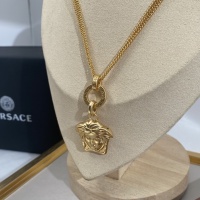 $32.00 USD Versace Necklace #999596