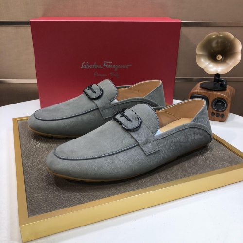 Salvatore Ferragamo Leather Shoes For Men #1006392