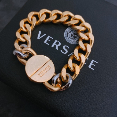 Replica Versace Bracelet #1006725 $38.00 USD for Wholesale