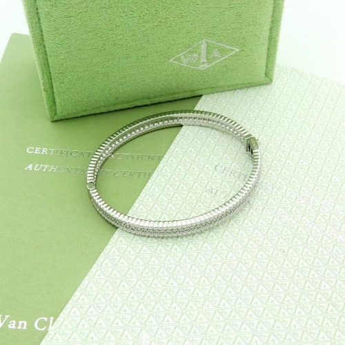 Replica Van Cleef & Arpels Bracelet For Women #1006732 $36.00 USD for Wholesale