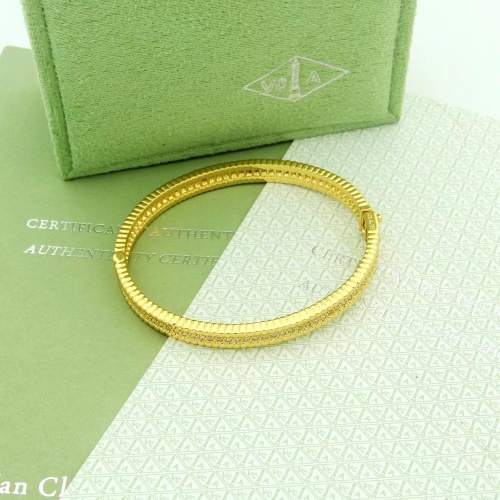 Replica Van Cleef & Arpels Bracelet For Women #1006734 $36.00 USD for Wholesale