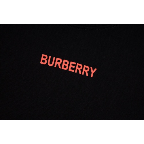 Replica Burberry T-Shirts Short Sleeved For Unisex #1007178 $40.00 USD for Wholesale