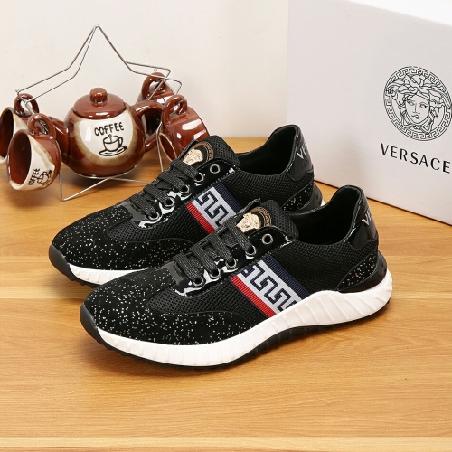 Versace Casual Shoes For Men #1007322