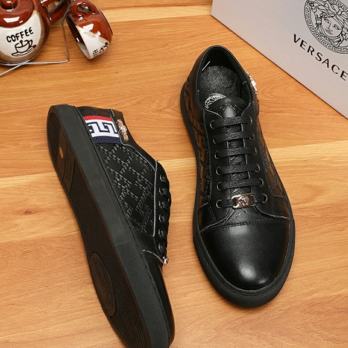Replica Versace Casual Shoes For Men #1007328 $68.00 USD for Wholesale