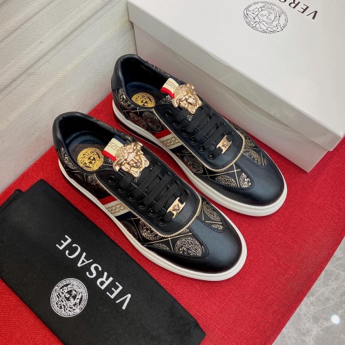 Replica Versace Casual Shoes For Men #1007338 $72.00 USD for Wholesale