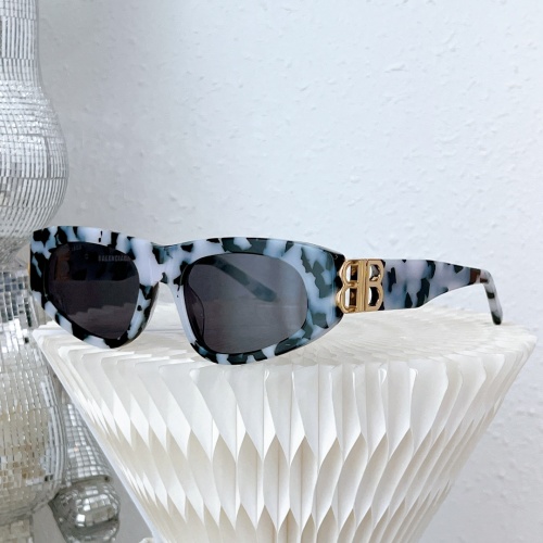 Balenciaga AAA Quality Sunglasses #1008262