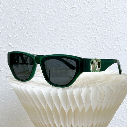 Valentino AAA Quality Sunglasses #1008847