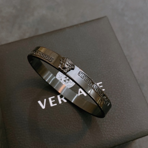 Replica Versace Bracelet #1009984 $42.00 USD for Wholesale