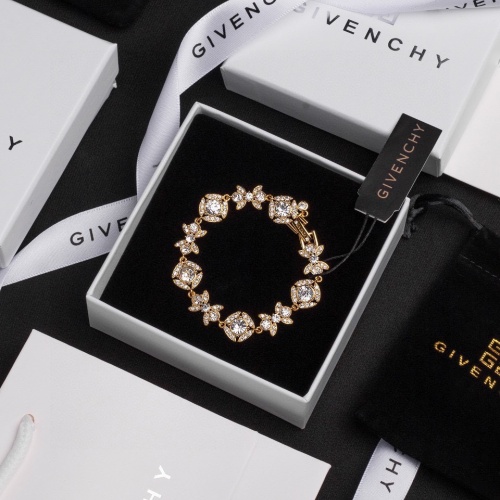 Givenchy Bracelet For Women #1010407