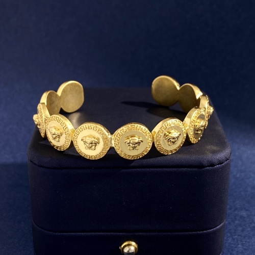 Versace Bracelet #1010731 $34.00 USD, Wholesale Replica Versace Bracelets