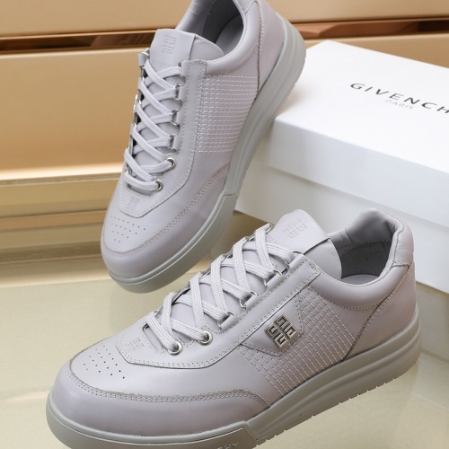 $96.00 USD Givenchy Casual Shoes For Men #1010799