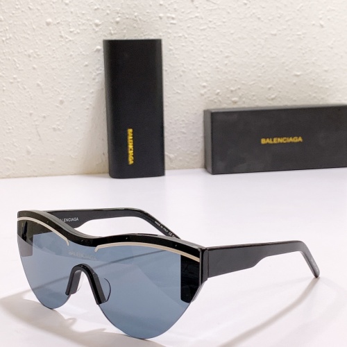 $52.00 USD Balenciaga AAA Quality Sunglasses #1011064