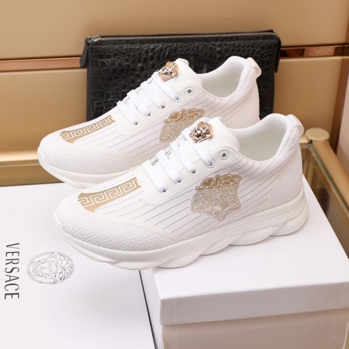 Versace Casual Shoes For Men #1011198
