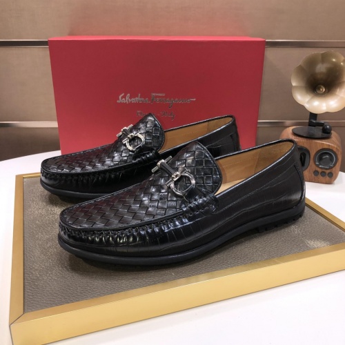 Salvatore Ferragamo Leather Shoes For Men #1011393