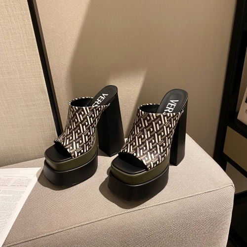 Versace Slippers For Women #1011459