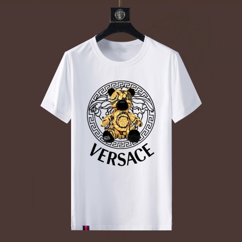 $40.00 USD Versace T-Shirts Short Sleeved For Men #1011800