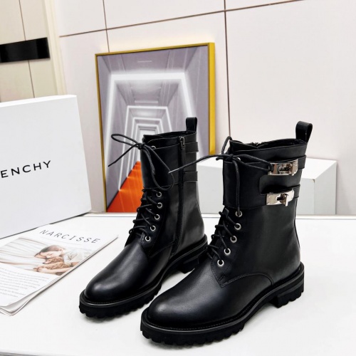 Givenchy Boots For Women #1012410
