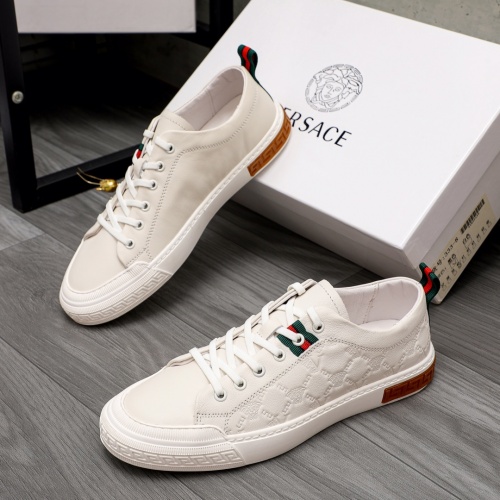Versace Casual Shoes For Men #1012643